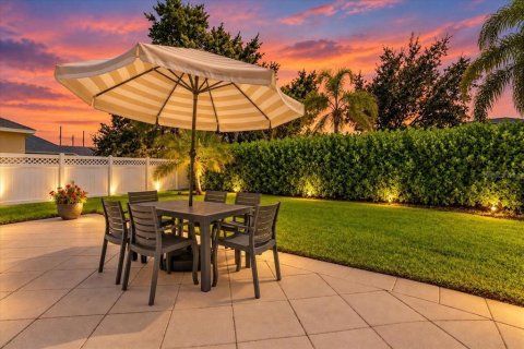 Villa ou maison à vendre à Bradenton, Floride: 2 chambres, 164.53 m2 № 2398646 - photo 19