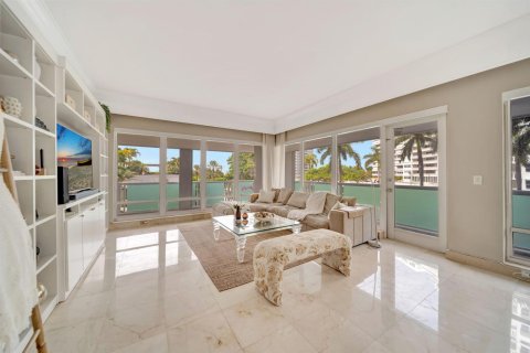 Condominio en venta en Fort Lauderdale, Florida, 4 dormitorios, 278.99 m2 № 2077448 - foto 7