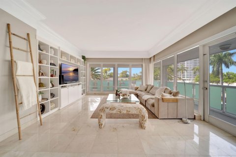 Condominio en venta en Fort Lauderdale, Florida, 4 dormitorios, 278.99 m2 № 2077448 - foto 6