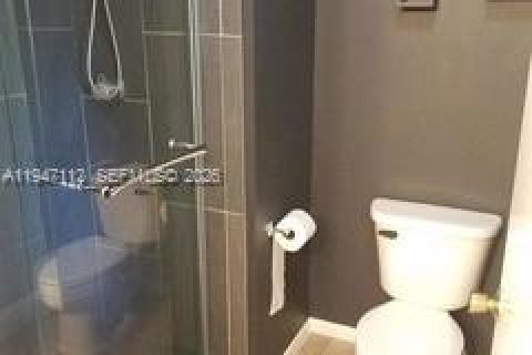 Copropriété à vendre à West Palm Beach, Floride: 2 chambres, 115.76 m2 № 2003264 - photo 4