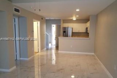 Copropriété à vendre à West Palm Beach, Floride: 2 chambres, 115.76 m2 № 2003264 - photo 12