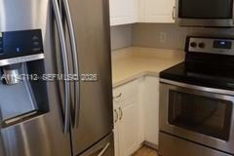 Copropriété à vendre à West Palm Beach, Floride: 2 chambres, 115.76 m2 № 2003264 - photo 2