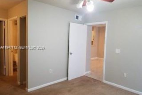 Copropriété à vendre à West Palm Beach, Floride: 2 chambres, 115.76 m2 № 2003264 - photo 9