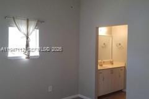 Copropriété à vendre à West Palm Beach, Floride: 2 chambres, 115.76 m2 № 2003264 - photo 3