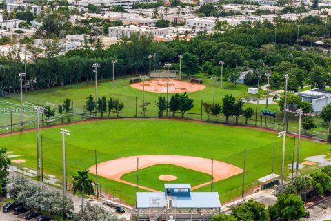 Condominio en venta en Miami Beach, Florida, 1 dormitorio, 56.67 m2 № 2015644 - foto 28