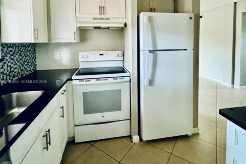 Appartement à louer à Davie, Floride: 2 chambres, 89.46 m2 № 2411738 - photo 8