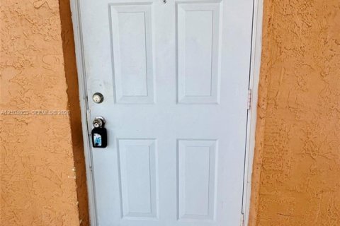 Appartement à louer à Davie, Floride: 2 chambres, 89.46 m2 № 2411738 - photo 19