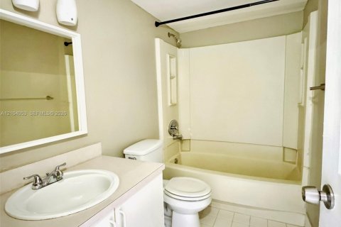 Appartement à louer à Davie, Floride: 2 chambres, 89.46 m2 № 2411738 - photo 10