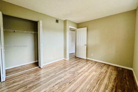 Appartement à louer à Davie, Floride: 2 chambres, 89.46 m2 № 2411738 - photo 16