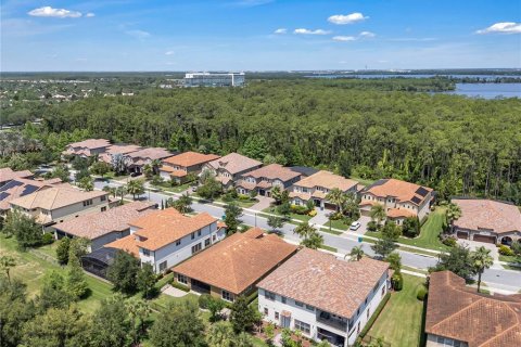 Casa en venta en Orlando, Florida, 4 dormitorios, 297.01 m2 № 1755312 - foto 10