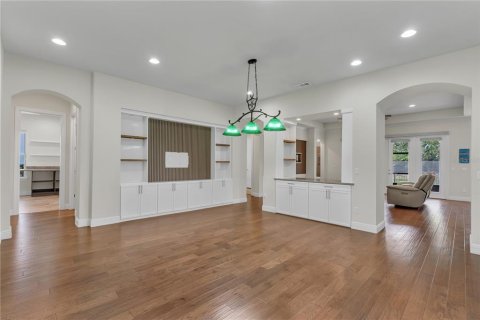 Casa en venta en Orlando, Florida, 4 dormitorios, 297.01 m2 № 1755312 - foto 20