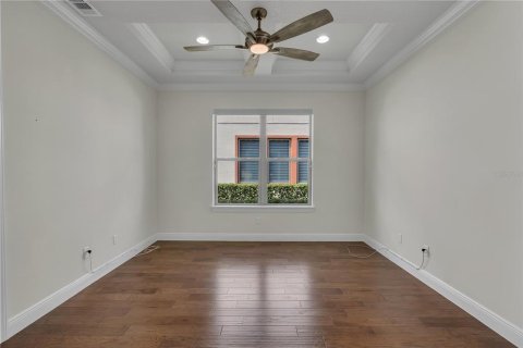 Casa en venta en Orlando, Florida, 4 dormitorios, 297.01 m2 № 1755312 - foto 22