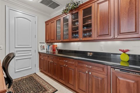 House in Saint Petersburg, Florida 4 bedrooms, 716.28 sq.m. № 1632473 - photo 27