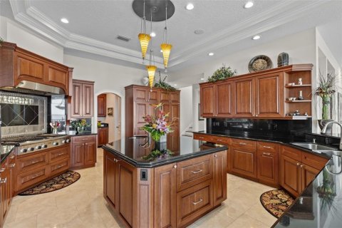House in Saint Petersburg, Florida 4 bedrooms, 716.28 sq.m. № 1632473 - photo 23