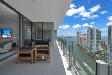 Condo in Miami, Florida, 4 bedrooms  № 1818125 - photo 15