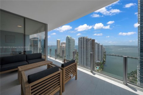 Condo in Miami, Florida, 4 bedrooms  № 1818125 - photo 11