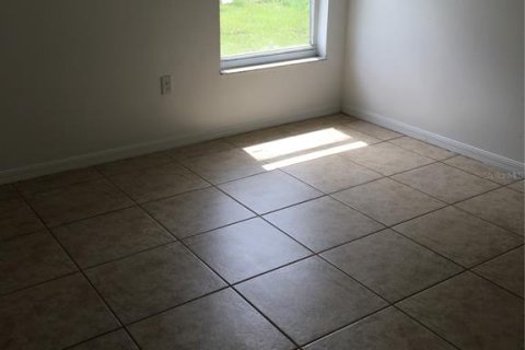 Villa ou maison à vendre à Kissimmee, Floride: 3 chambres, 124.58 m2 № 2201497 - photo 9