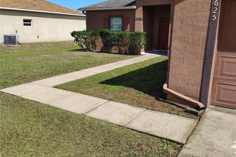 Villa ou maison à vendre à Kissimmee, Floride: 3 chambres, 124.58 m2 № 2201497 - photo 3