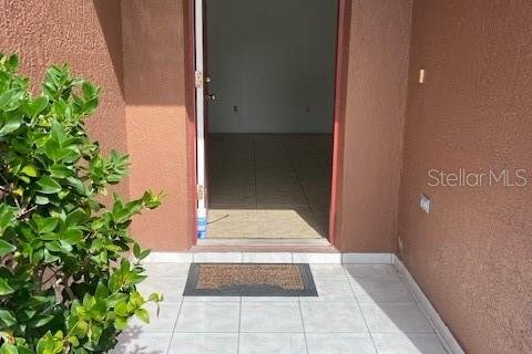 Villa ou maison à vendre à Kissimmee, Floride: 3 chambres, 124.58 m2 № 2201497 - photo 4