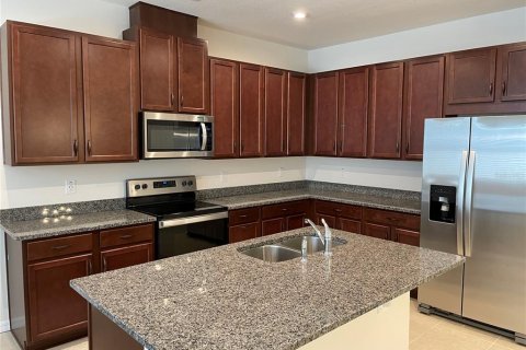 Adosado en alquiler en Winter Garden, Florida, 3 dormitorios, 166.57 m2 № 2102921 - foto 2