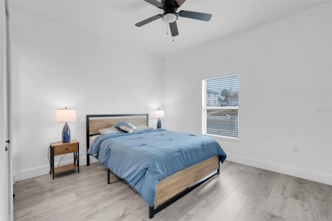 Immobilier commercial à vendre à Daytona Beach, Floride: 5 chambres, 297.94 m2 № 2145526 - photo 18