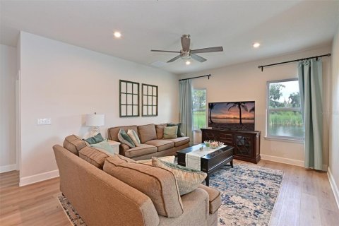 Villa ou maison à vendre à Parrish, Floride: 3 chambres, 221.48 m2 № 2358126 - photo 9