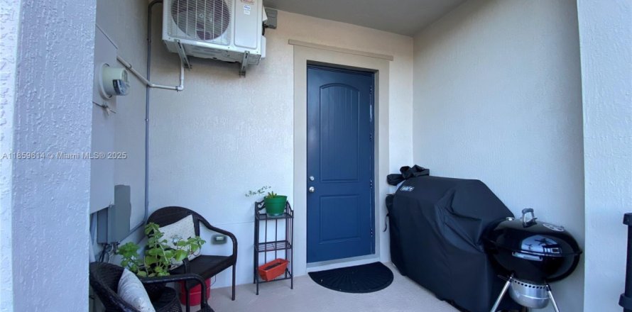 Immobilier commercial à Homestead, Floride 1 chambre, 205.41 m2 № 1888134