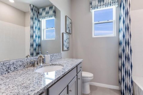 House in Sarasota, Florida 3 bedrooms, 145.39 sq.m. № 2101087 - photo 11