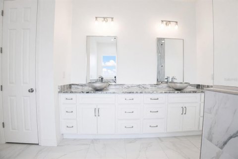 Casa en venta en Ocala, Florida, 4 dormitorios, 251.39 m2 № 2350213 - foto 19