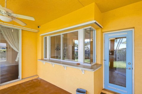 Casa en venta en Jensen Beach, Florida, 3 dormitorios, 166.67 m2 № 2177067 - foto 19