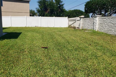 House in Bradenton, Florida 3 bedrooms, 224.82 sq.m. № 1637746 - photo 8