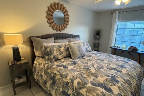 Copropriété à vendre à Pompano Beach, Floride: 2 chambres, 91.23 m2 № 2019545 - photo 25