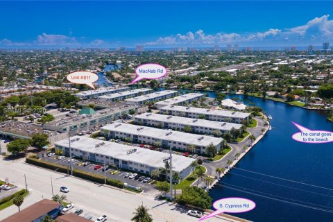 Condo à Pompano Beach, Floride, 2 chambres  № 2019545