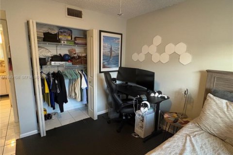 Copropriété à vendre à Pompano Beach, Floride: 2 chambres, 91.23 m2 № 2019545 - photo 22