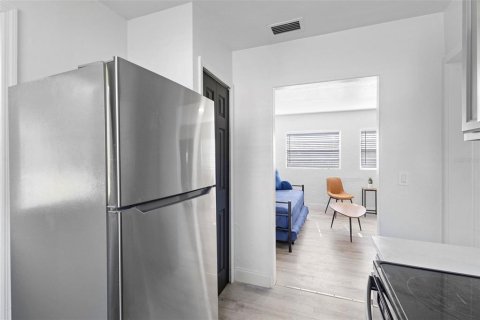 Casa en alquiler en Orlando, Florida, 2 dormitorios, 72.65 m2 № 1243209 - foto 15