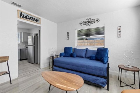 Casa en alquiler en Orlando, Florida, 2 dormitorios, 72.65 m2 № 1243209 - foto 6