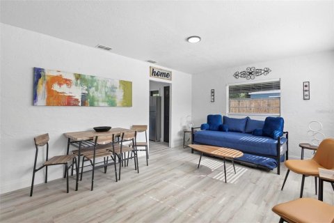 Casa en alquiler en Orlando, Florida, 2 dormitorios, 72.65 m2 № 1243209 - foto 4