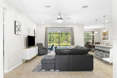Villa ou maison à vendre à Port Charlotte, Floride: 3 chambres, 184.13 m2 № 2419330 - photo 4