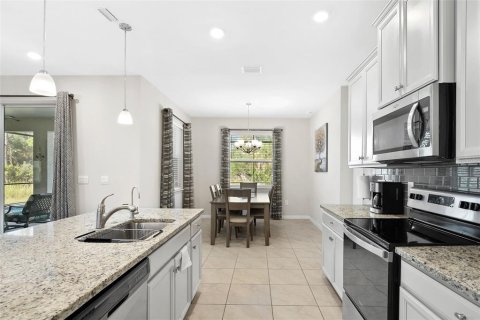 Villa ou maison à vendre à Port Charlotte, Floride: 3 chambres, 184.13 m2 № 2419330 - photo 10