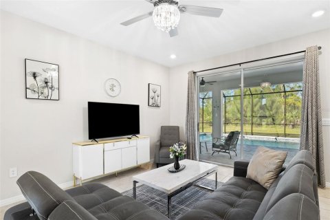 Villa ou maison à vendre à Port Charlotte, Floride: 3 chambres, 184.13 m2 № 2419330 - photo 5