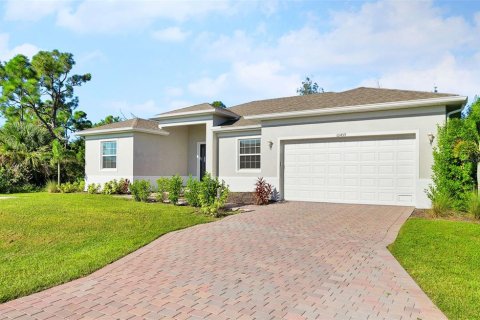 Villa ou maison à vendre à Port Charlotte, Floride: 3 chambres, 184.13 m2 № 2419330 - photo 2