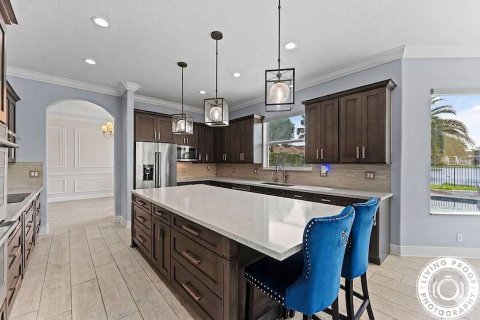 House in Lake Worth, Florida 5 bedrooms, 394.46 sq.m. № 2251539 - photo 19