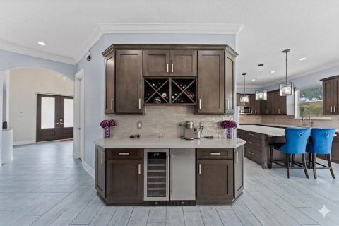 House in Lake Worth, Florida 5 bedrooms, 394.46 sq.m. № 2251539 - photo 20