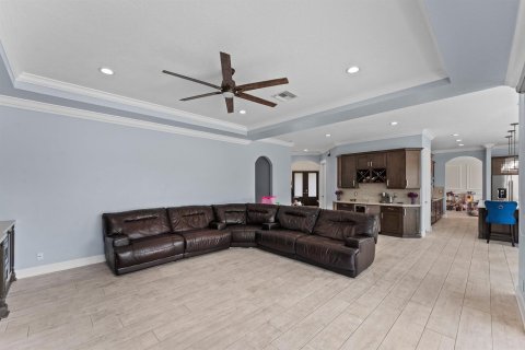 House in Lake Worth, Florida 5 bedrooms, 394.46 sq.m. № 2251539 - photo 26