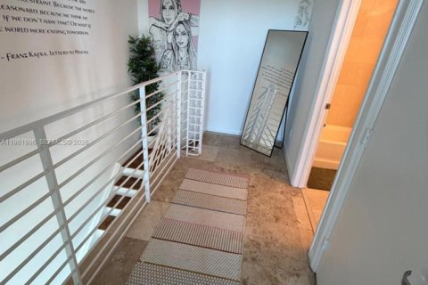 Condominio en venta en Miami, Florida, 1 dormitorio № 2032184 - foto 15