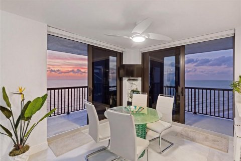 Купить кондоминиум в Клируотер, Флорида 4 комнаты, 328.13м2, № 2294599 - фото 25