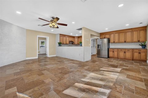 Villa ou maison à vendre à Clearwater, Floride: 4 chambres, 193.98 m2 № 2419567 - photo 7