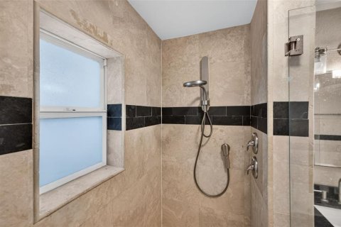 Villa ou maison à vendre à Clearwater, Floride: 4 chambres, 193.98 m2 № 2419567 - photo 17