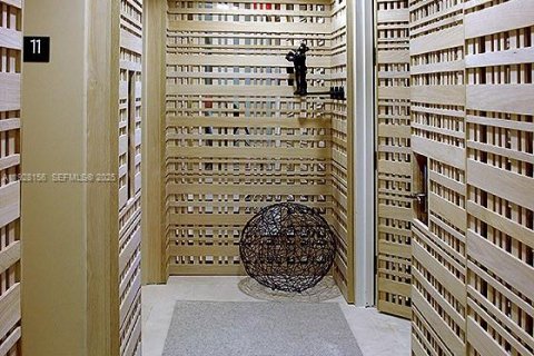 Купить кондоминиум в Санни-Айлс-Бич, Флорида 3 спальни, 257.15м2, № 1988290 - фото 2