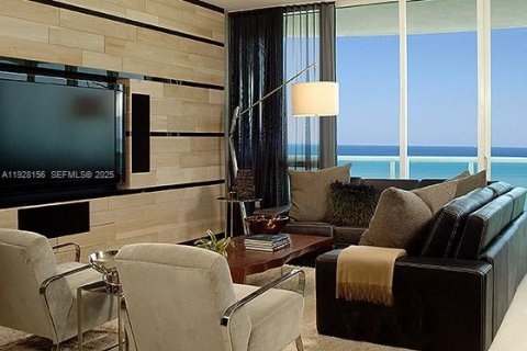 Купить кондоминиум в Санни-Айлс-Бич, Флорида 3 спальни, 257.15м2, № 1988290 - фото 7